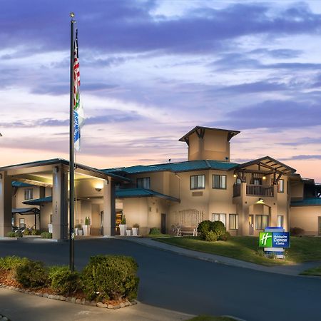 מק'קינליוויל Holiday Inn Express Hotel & Suites Arcata/Eureka-Airport Area By Ihg מראה חיצוני תמונה