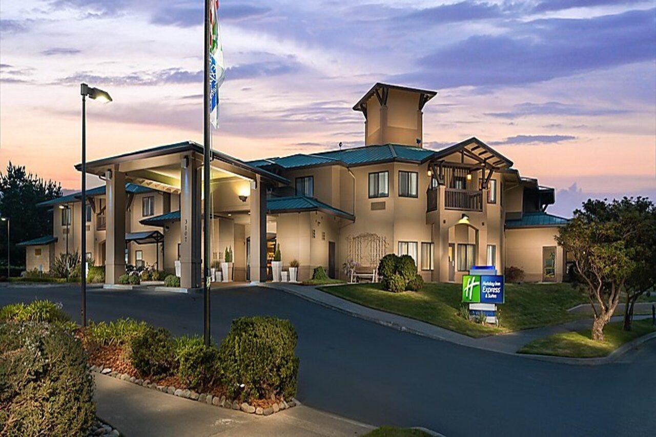 מק'קינליוויל Holiday Inn Express Hotel & Suites Arcata/Eureka-Airport Area By Ihg מראה חיצוני תמונה