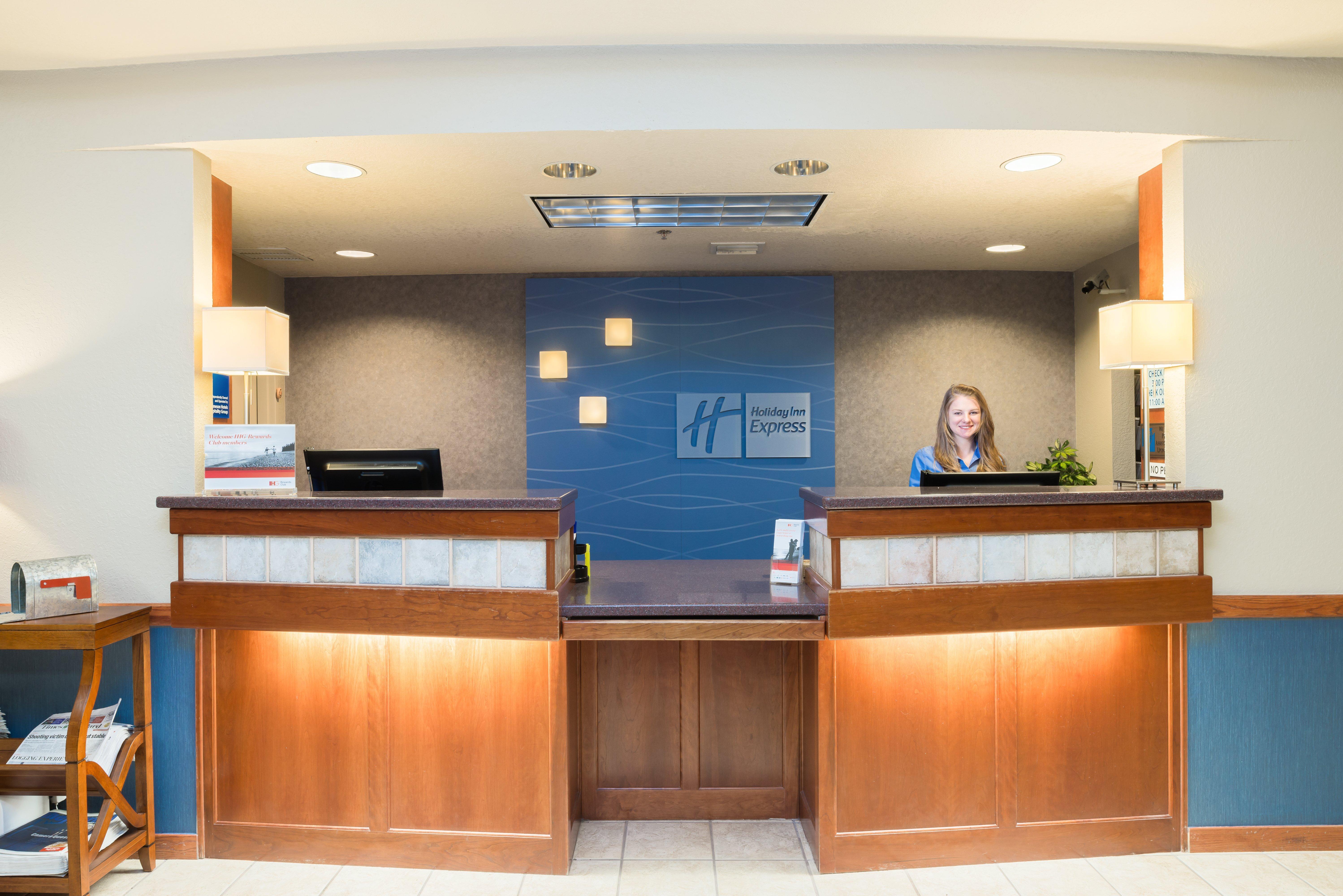 מק'קינליוויל Holiday Inn Express Hotel & Suites Arcata/Eureka-Airport Area By Ihg מראה חיצוני תמונה