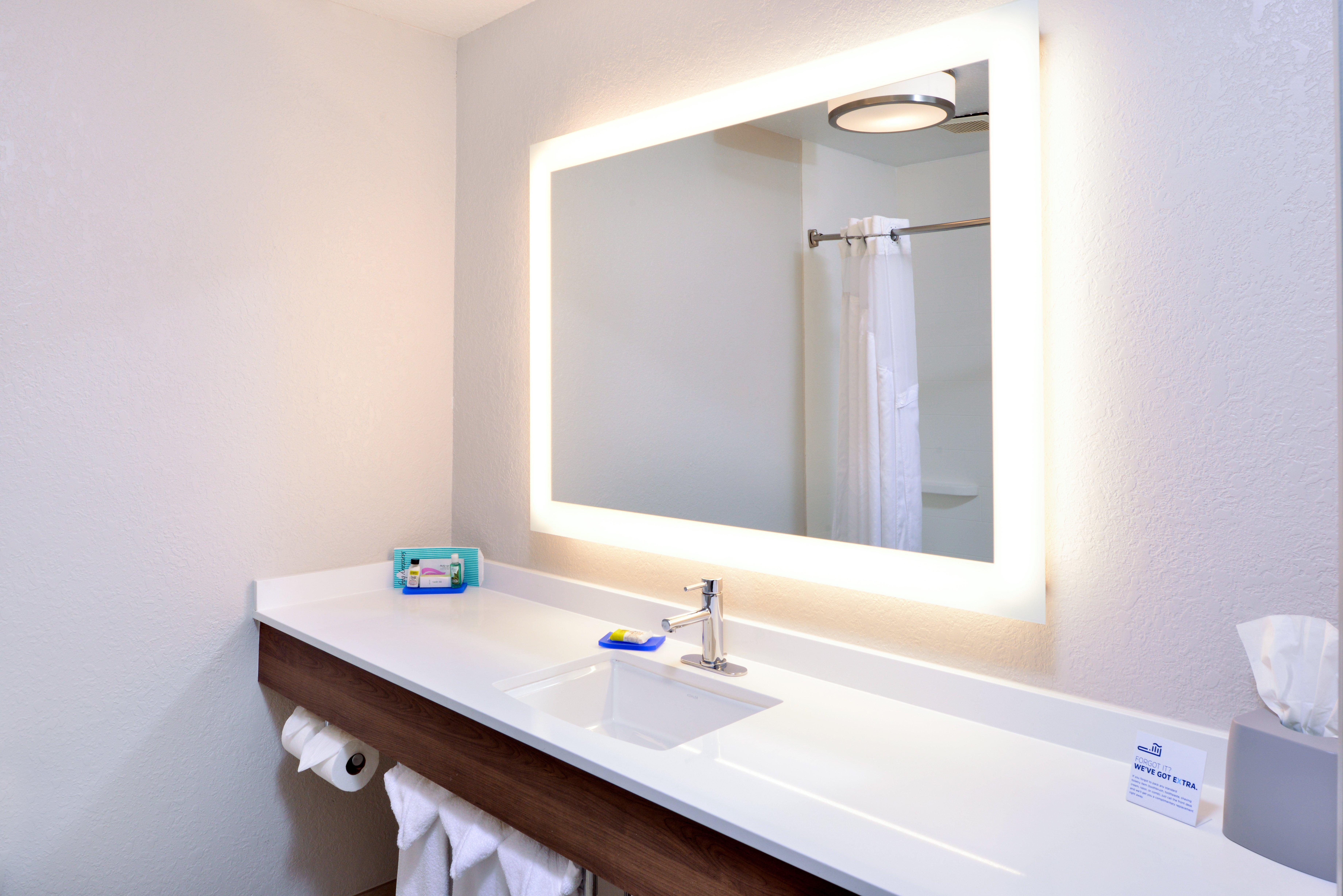 מק'קינליוויל Holiday Inn Express Hotel & Suites Arcata/Eureka-Airport Area By Ihg מראה חיצוני תמונה